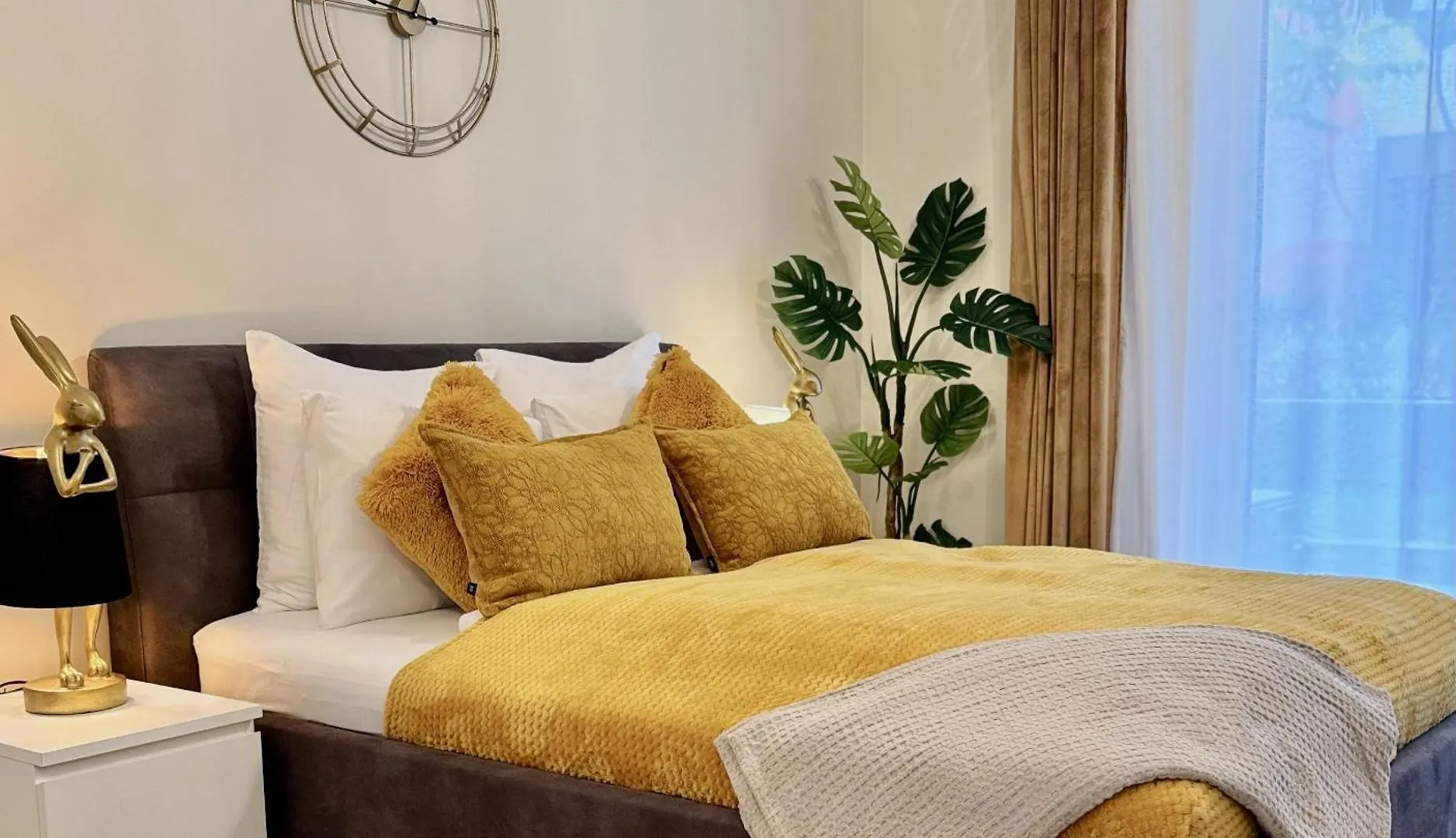 Standard Apartment By Hi5-Corvin 7 بودابست